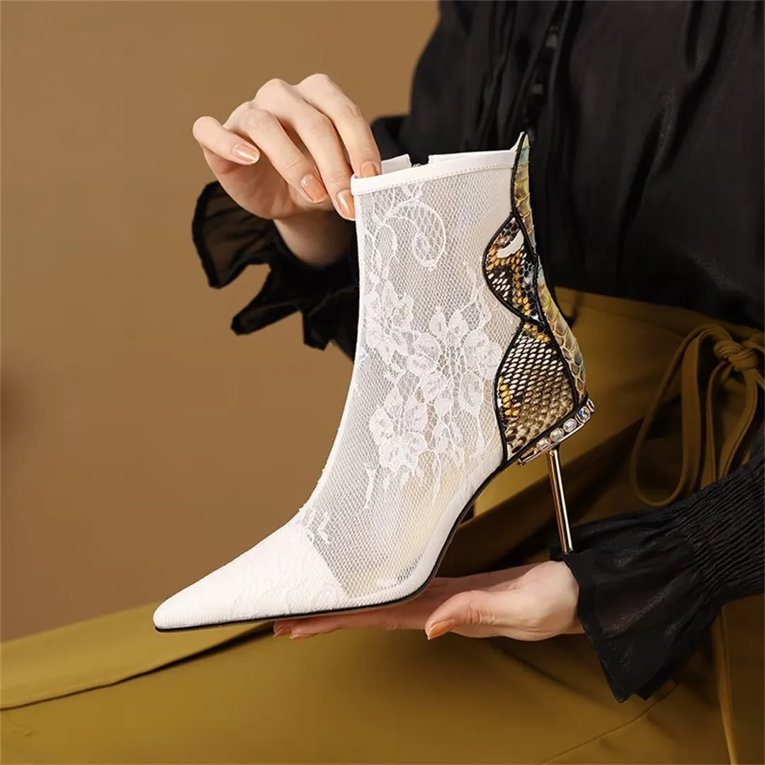 ChicViper Pointed Toe Pumps