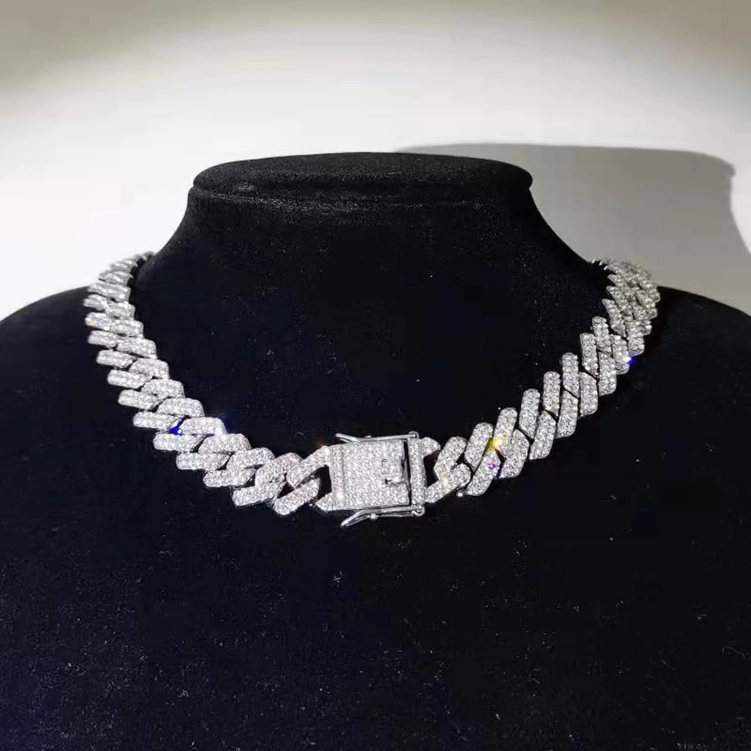 JUNVirtuous Cuban Link Chain Mens Iced Out Miami Cuban Necklace Silver/Gold Bling Diamond Hip Hop Jewelry for Women