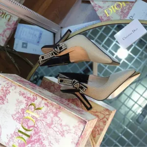Luxury Sandals - DOR - 6234