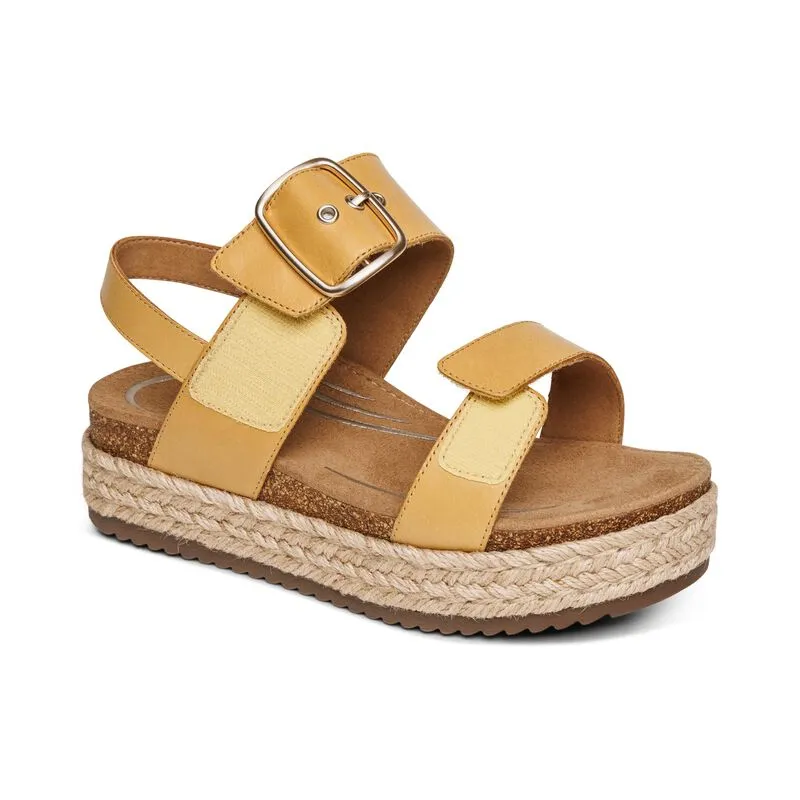 WOMEN'S AETREX VANIA ARCH SUPPORT PLATFORM | YELLOW